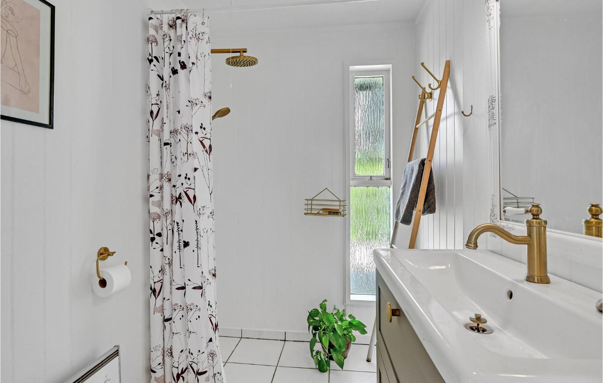 Amazing Home In Kerteminde With 3 Bedrooms And Wifi Εξωτερικό φωτογραφία